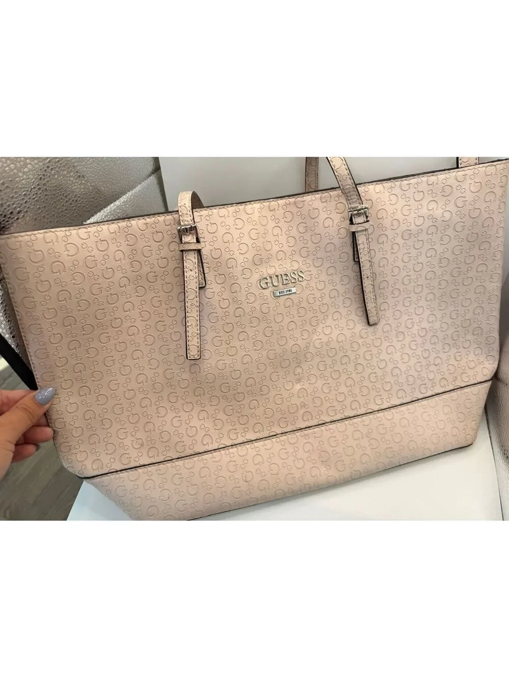 GUESS Tote & Wallet Set In Pink